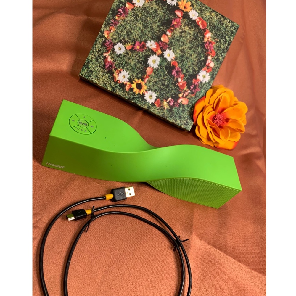 iSound Twist Bluetooth Wireless Speaker